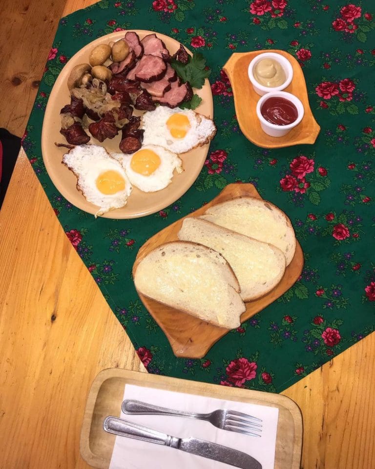 Experience the Best Polish Restaurants in London | TasteTo